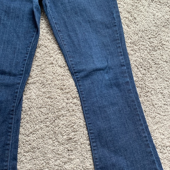 Levi’s Mid Rise Skinny Boot - Picture 7 of 15